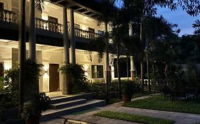 Button Eyes Resort - Pet Friendly